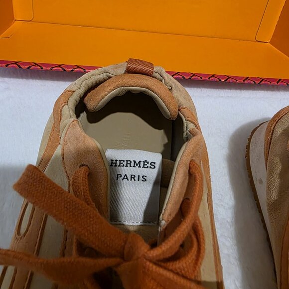 HERMES PARIS JET SNEAKERS (SIZE 38/7.5 W) - Picture 6 of 7